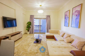 LIKE HOME - 232 Ultimate Beachside Luxury 2BHK with Sea View in Palm Jumeirah